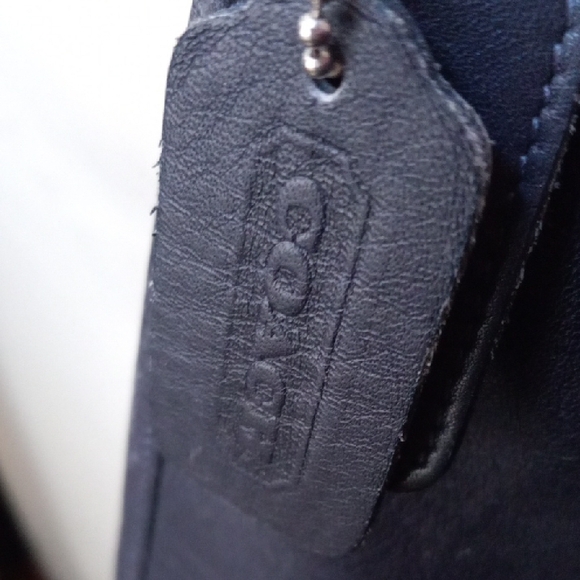 Vintage Coach, Black Leather Shoulder/Saddle Bag. - Picture 2 of 6